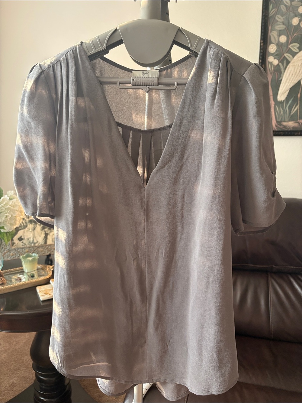 Light Gray Soft V-Neck Puff Sleeve Blouse